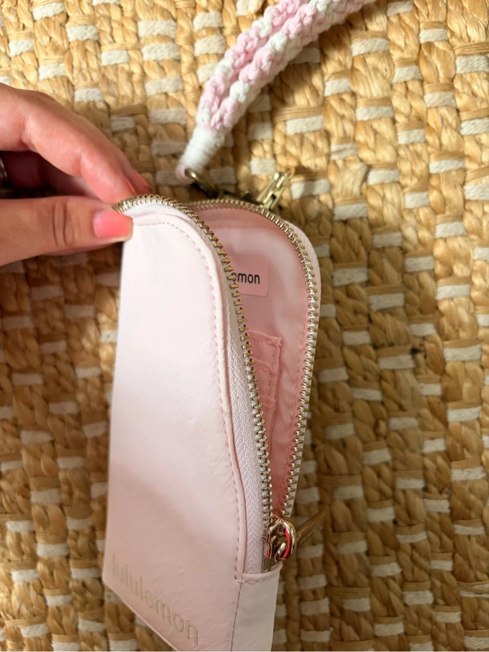 lululemon athletica pink never